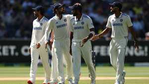 日本队以其 日本队以其