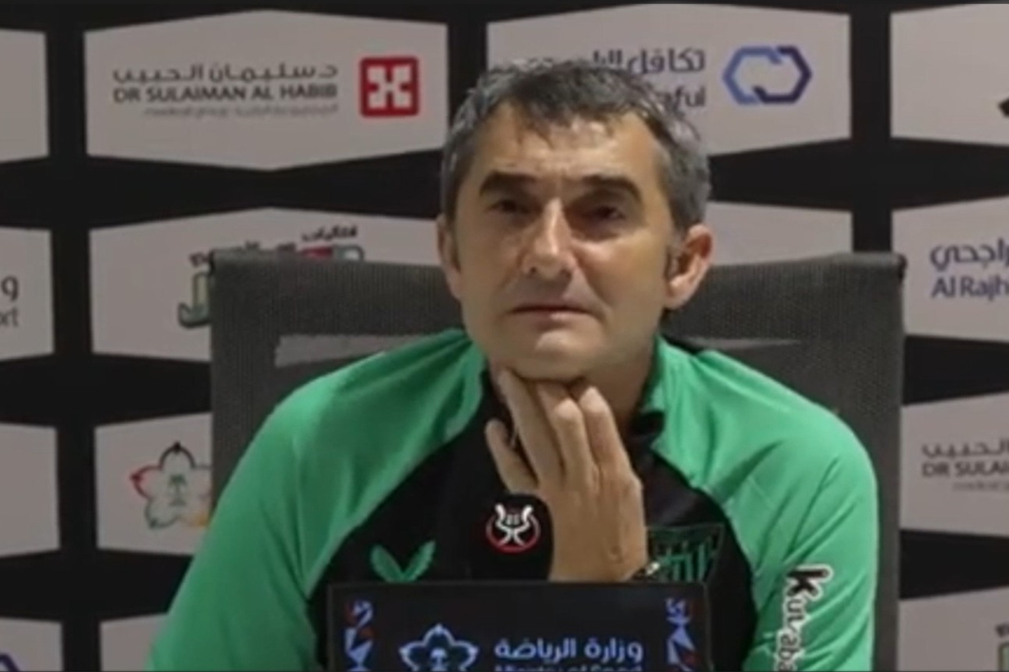 现出了一次 现出了一次